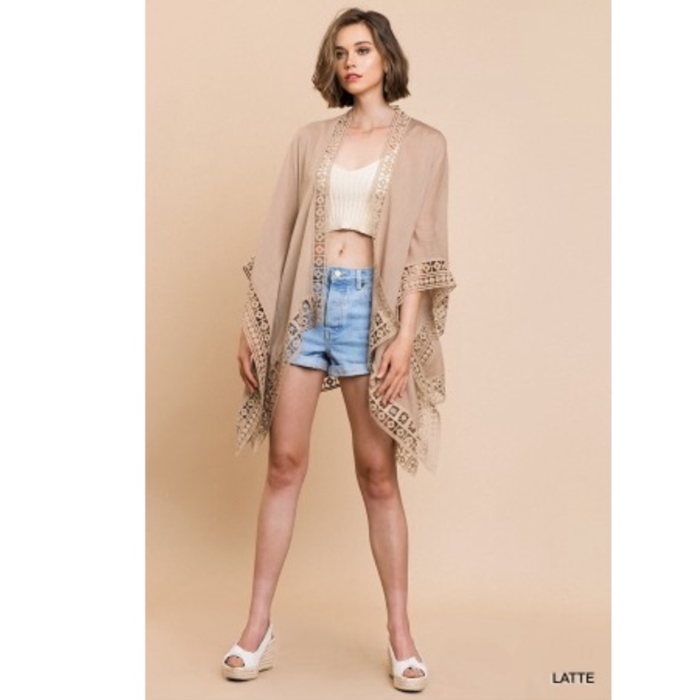 Only 1 left! 😍 Umgee Bell sleeve kimono